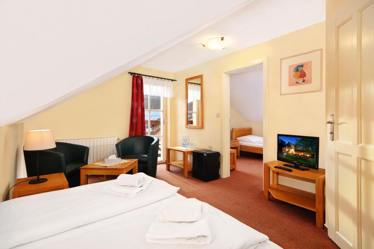 Hotel Erika Špindlerŭv Mlýn Εξωτερικό φωτογραφία