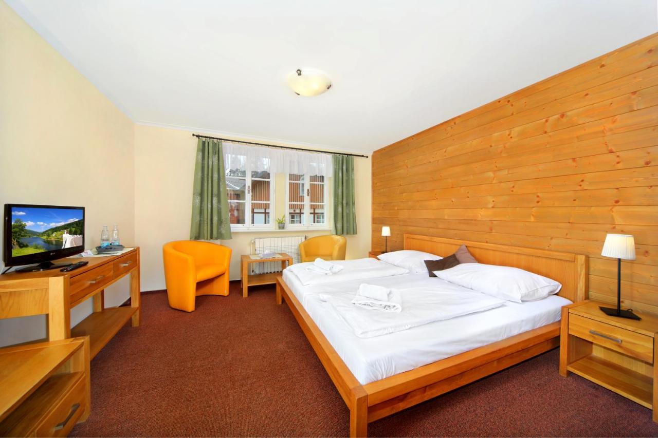 Hotel Erika Špindlerŭv Mlýn Εξωτερικό φωτογραφία