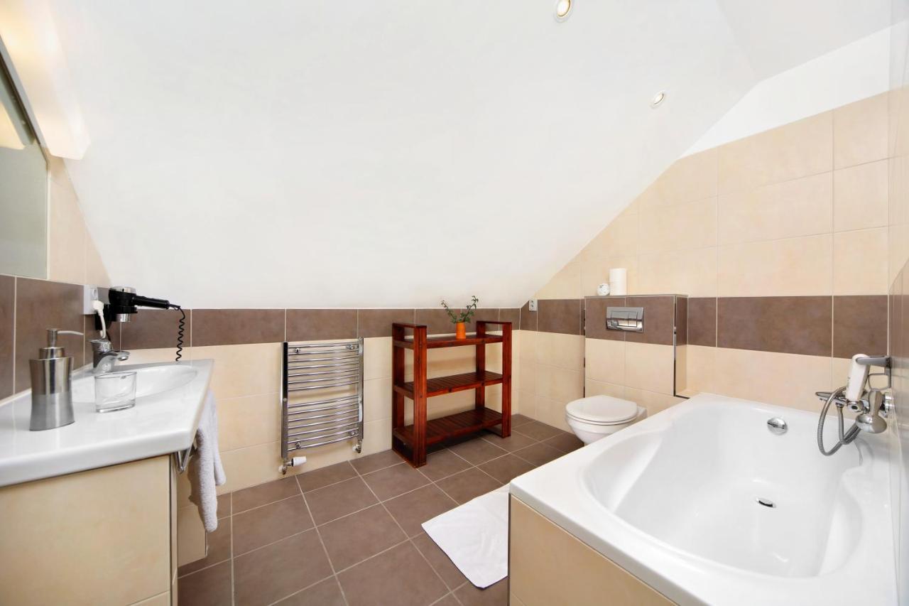 Hotel Erika Špindlerŭv Mlýn Εξωτερικό φωτογραφία